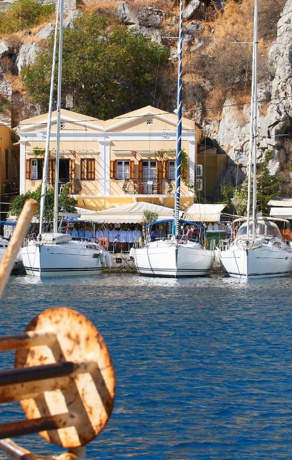Symi Blue Port Apartment Exterior foto