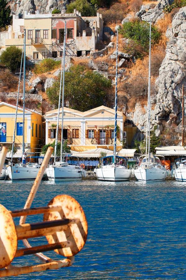 Symi Blue Port Apartment Exterior foto